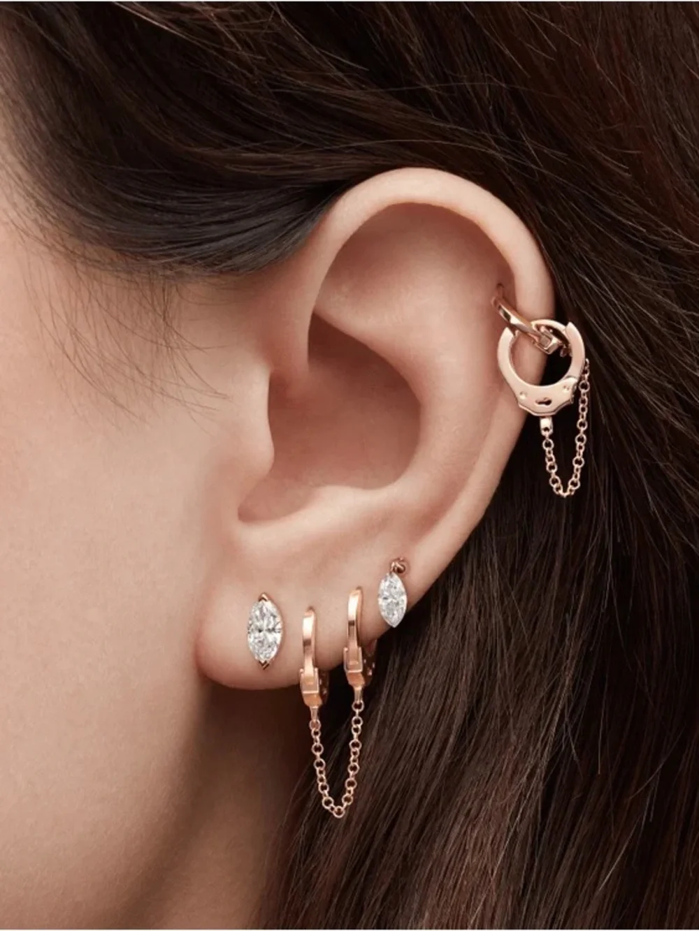 Maria Tash Handcuff Hoop Earring with medium Chain in Rose Gold 6.5mm
